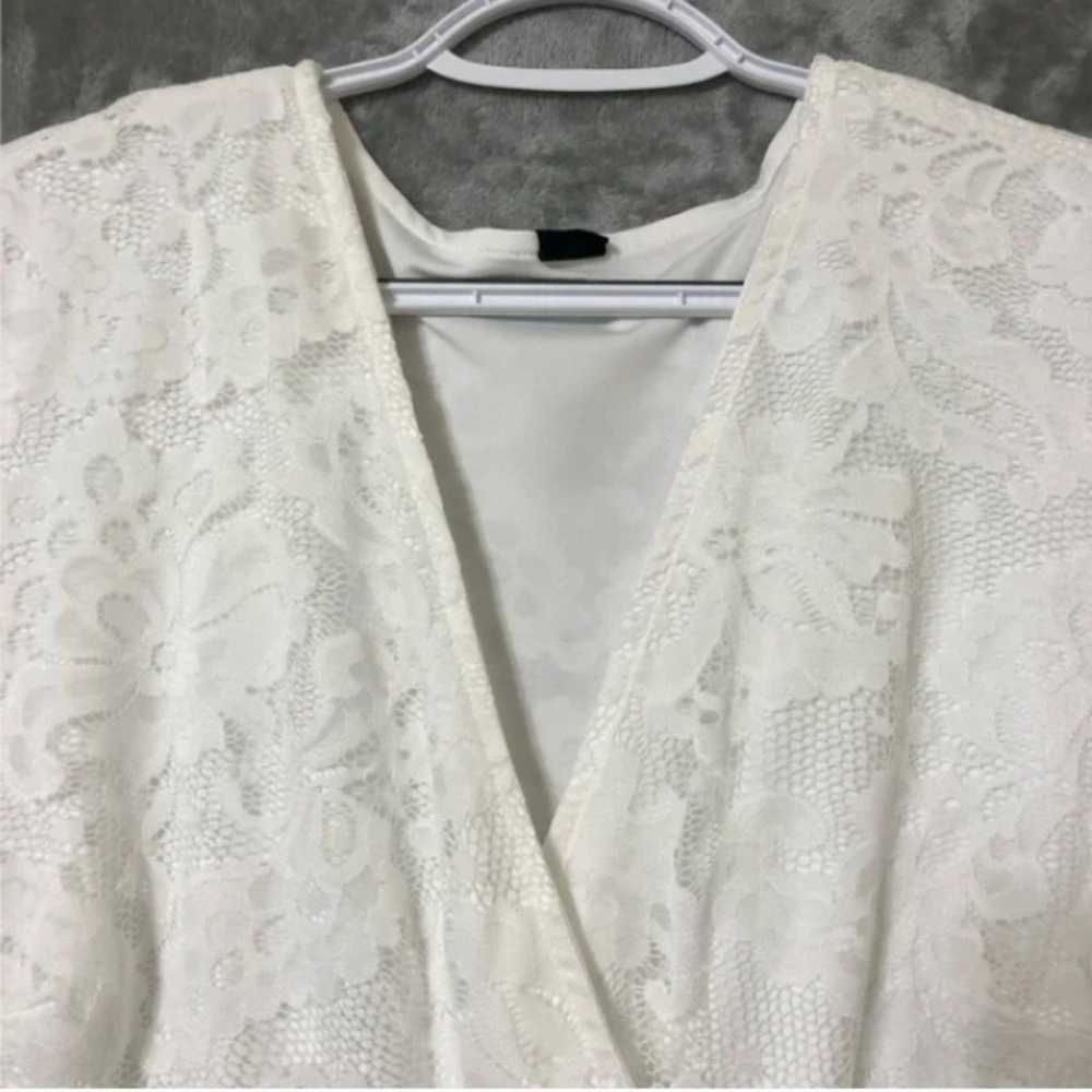 White lace dress